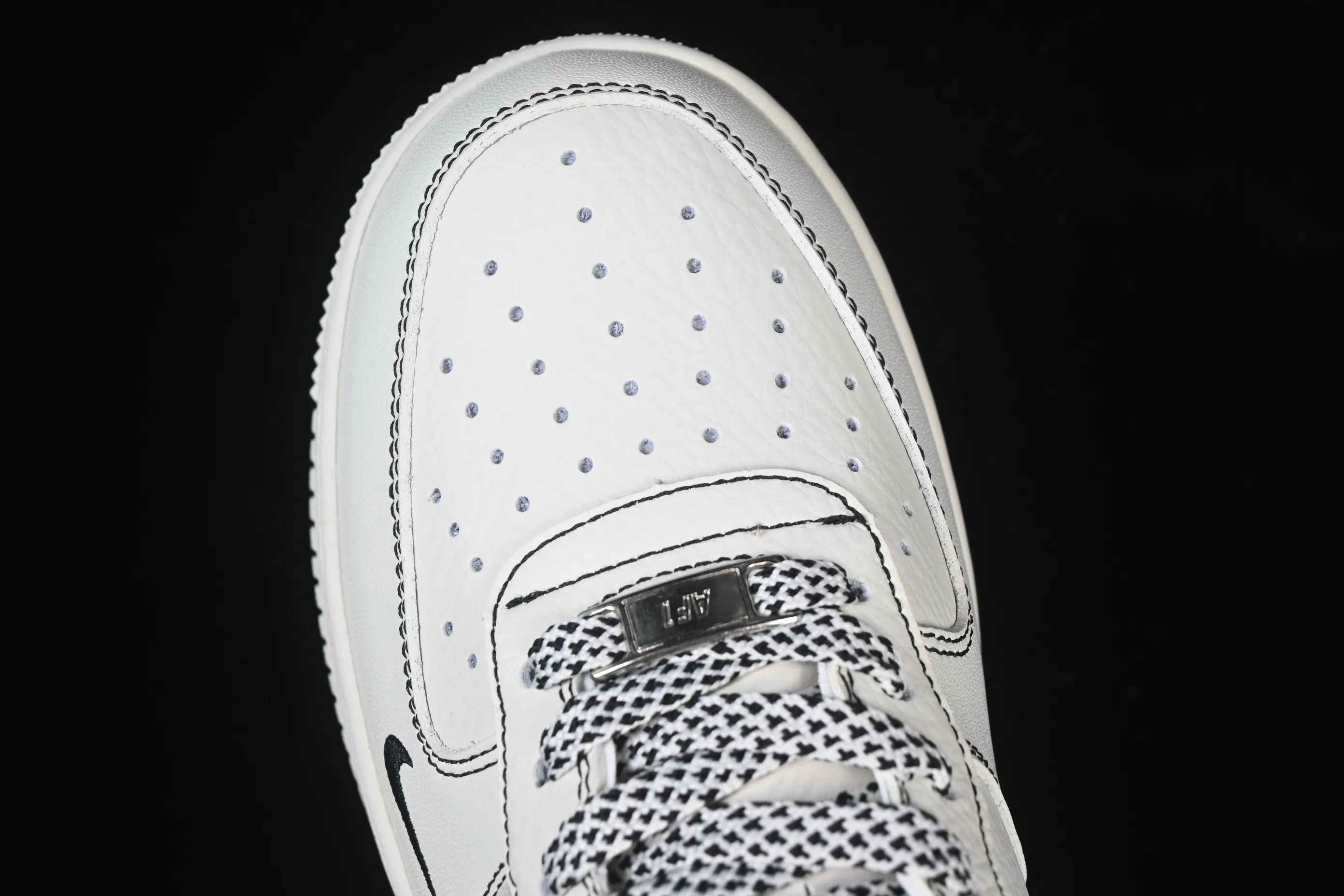 All Categories Nk Air Force 1 Air Force Series Nk Air Force 1 Low Air Force Low Nike Air Force 1'07 Low Beige and Black Line Air Force One Low Casual Shoes CS5288-032